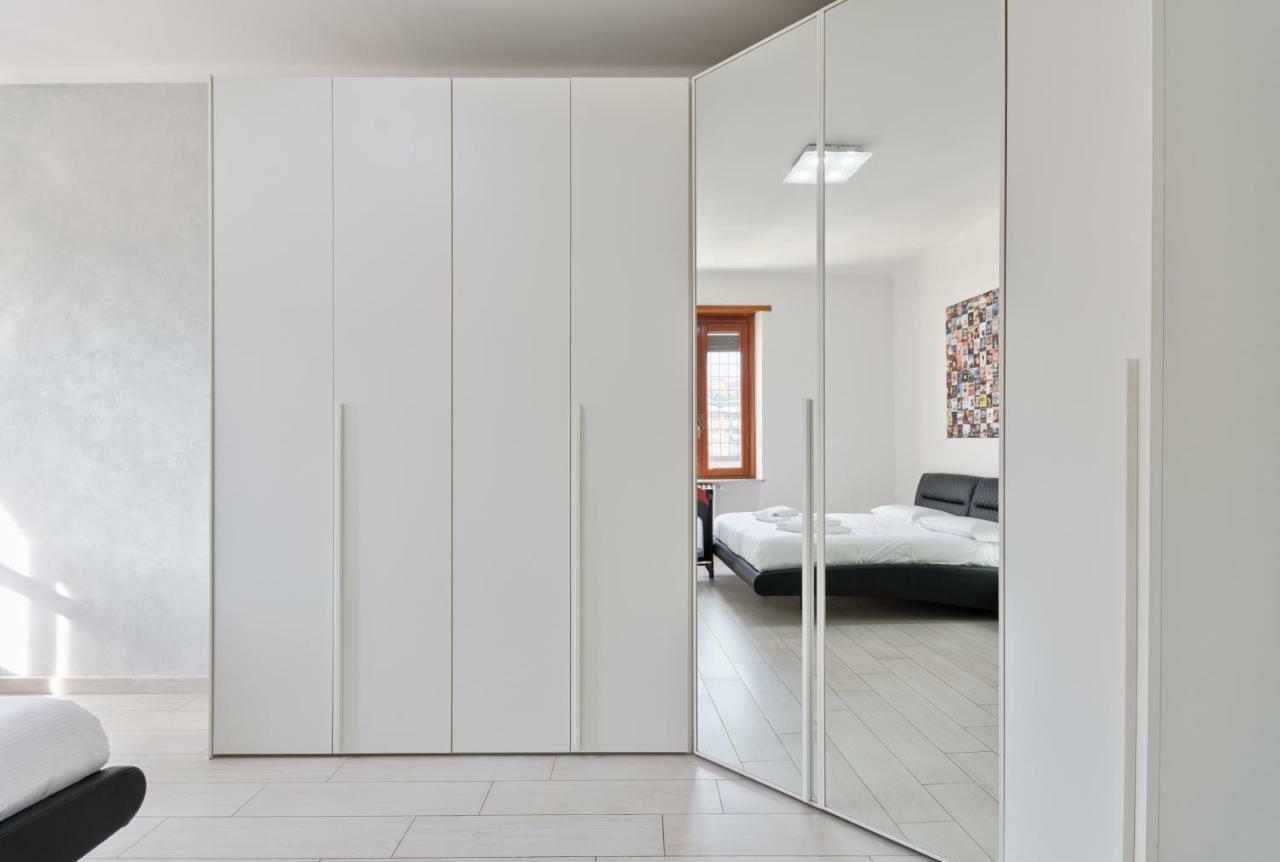 Apartamento Torino Tribunale & Porta Susa Flat Exterior foto
